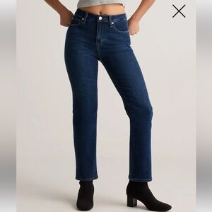 Quince Bella Straight Stretch Jeans Medium Wash Size 28 midnight blue